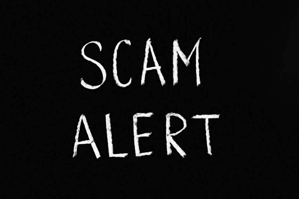 avoid scams online